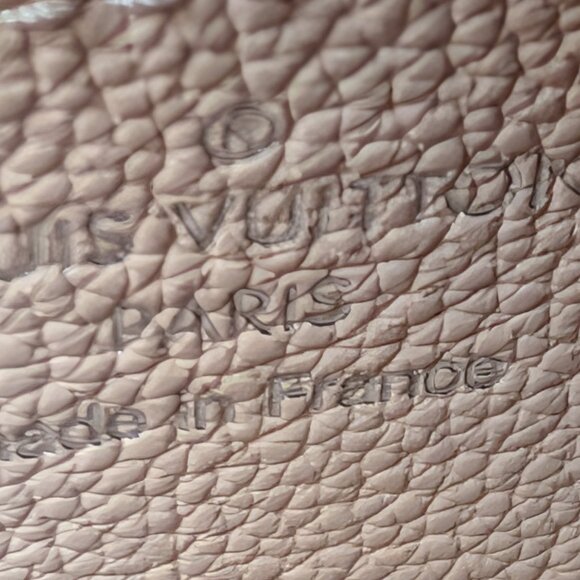 Louis Vuitton Cream Perforated Leather Mahina Babylon GM Hobo Bag - Picture 14 of 16